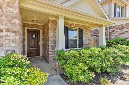 19022 Bluestone Hollow Ln, Tomball, TX 77377-8909