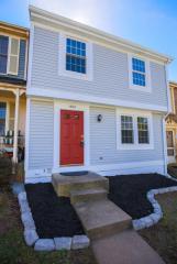 1660 Barnstead Dr, Herndon, VA 20194-1507
