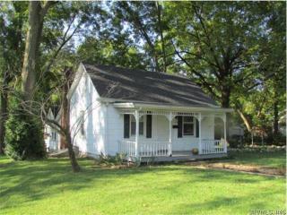 326 Dee St, Lebanon, IL 62254-1627