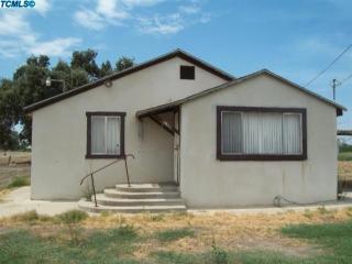 6746 22nd Ave, Lemoore, CA 93245-9676