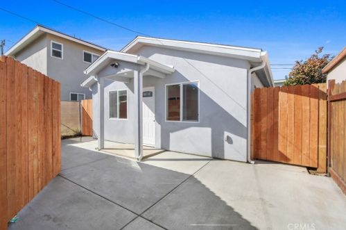 11985 York Ave, Hawthorne, CA 90250-3109