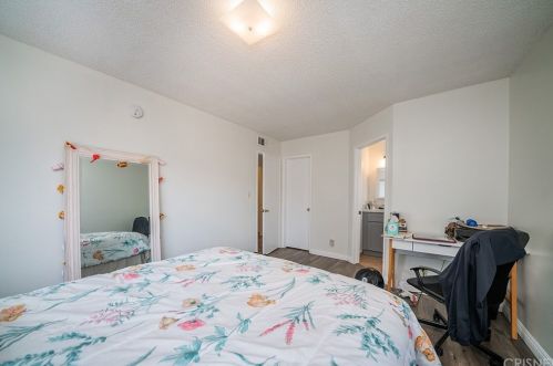 1447 Windsor Rd, Glendale CA  91205-2767 exterior