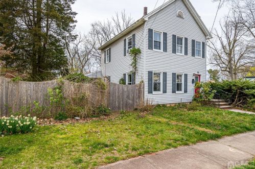 53 Rose St, Metuchen, NJ 08840-2350