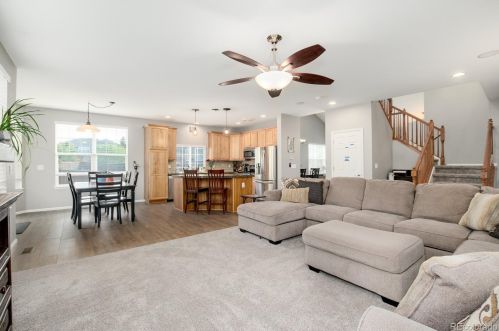 5424 Haleyville Way, Denver CO  80016-4275 exterior