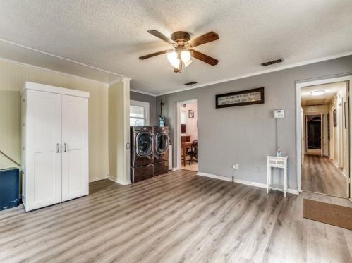 2324 Lotus Ave, Fort Worth TX  76111-1645 exterior