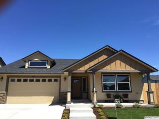 578 Evergreen Ave, Dallas, OR 97338-9121