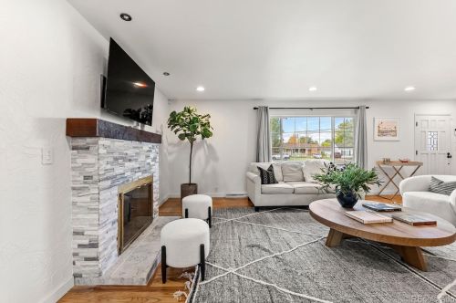 4930 Clarkson St, Englewood CO  80113-7008 exterior