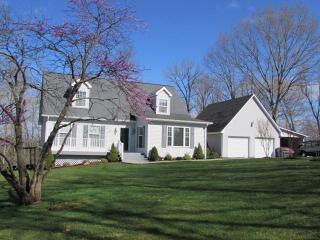 284 Dyer Rd, Draper, VA 24324-2842