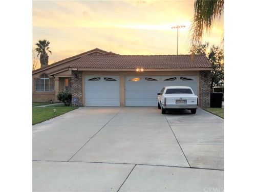 3270 Morning Glory Dr, Rialto, CA 92377-4829