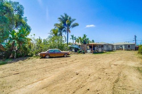 1137 Alpine Ave, Chula Vista CA  91911-3302 exterior