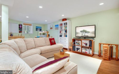 2303 Darrow St, Silver Spring MD 20902-4918 exterior