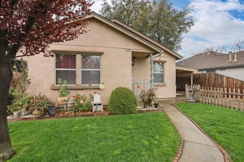 340 6th Ave, Valley Home, CA 95361-3127