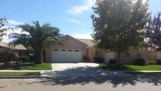 992 Golf Ave, Lemoore, CA 93245-9055