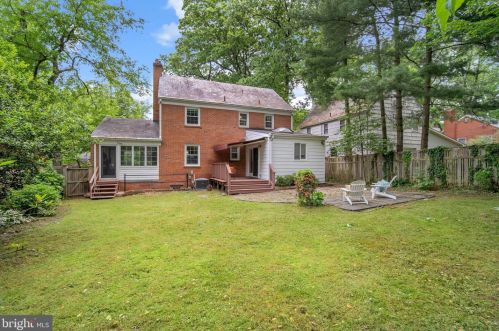 1524 Red Oak Dr, Silver Spring MD 20910-1549 exterior