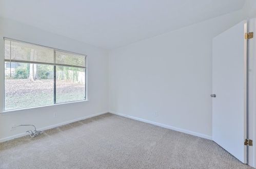 2843 Woodfield Dr, Rex GA 30273-2004 exterior