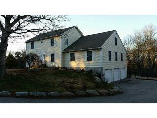 26 Maize Dr, Charlestown, RI 02813-3910