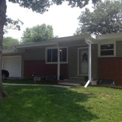 520 Northborough Ln, Lincoln, NE 68505-2550