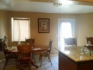 635 Elder Dr, Mustang, OK 73064-3203