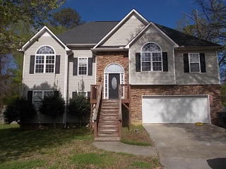 108 Summerfield Ln, Calhoun, GA 30701-4753