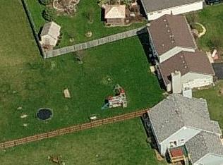 524 Cambridge Ave, Elburn, IL 60119-8348