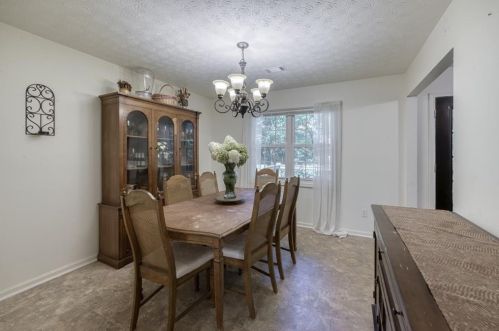 359 Saddle Trl, Jefferson GA  30549-4490 exterior