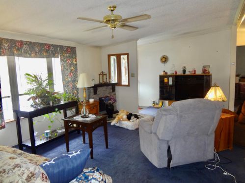 16 Justins Ct, Laconia, NH 03246-1312