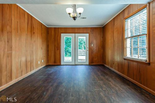 1065 Fox St, Conyers GA  30013-2941 exterior
