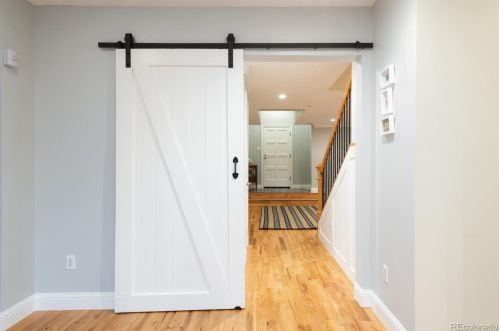 651 Dexter St, Denver CO  80220-5037 exterior