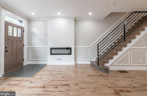 1621 10th St, Philadelphia PA 19148-1132 exterior