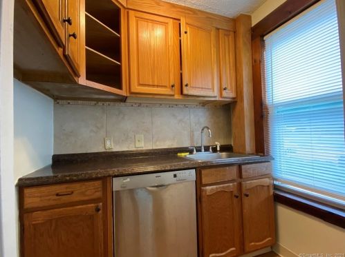 9 Elmwood Ter, Torrington CT  06790-3237 exterior