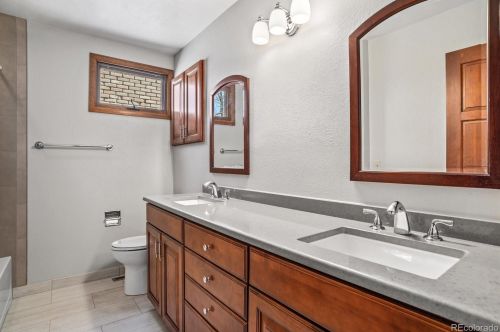 10955 Crestline Pl, Englewood CO 80111-3854 exterior