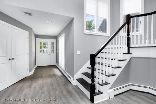 162 Cranberry Ave, Point Pleasant Beach, NJ 08742-5067