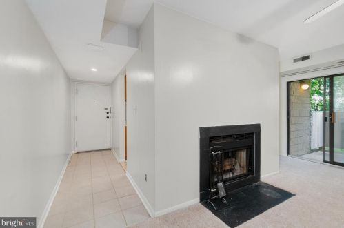 6001 Majors Ln, Columbia MD  21045-4100 exterior