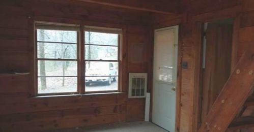44 Acorn Trl, Cleveland, GA 30528-3000