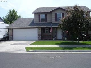 664 Oregon Ave, Hermiston, OR 97838-1173