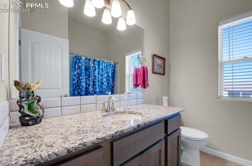 371 Desert Cove Dr, Pueblo CO  81007-2500 exterior