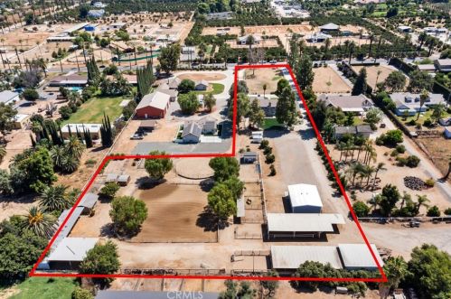 2150 Gratton St, Riverside CA  92504-5201 exterior