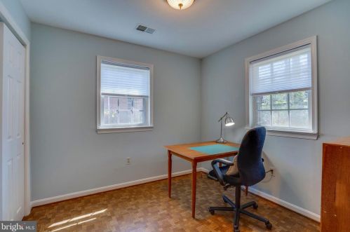 9001 Teddy Rae Ct, Springfield VA 22152-2644 exterior