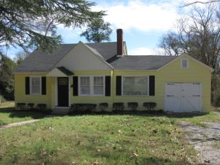 1234 Winyah Dr, Columbia, SC 29203-2919