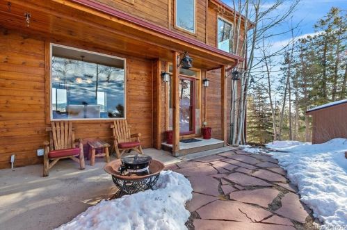 1300 Ponderosa Dr, Lakewood, CO 80439