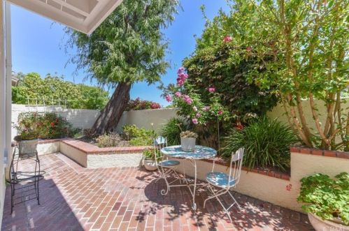 15 Sunrise, Irvine CA  92603-3719 exterior