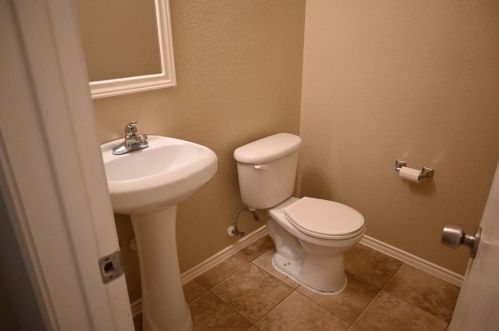 2025 Vanamen Ct, Conroe TX  77304-1601 exterior