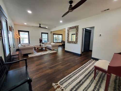 3337 8th Ave, Fort Worth TX  76110-3810 exterior