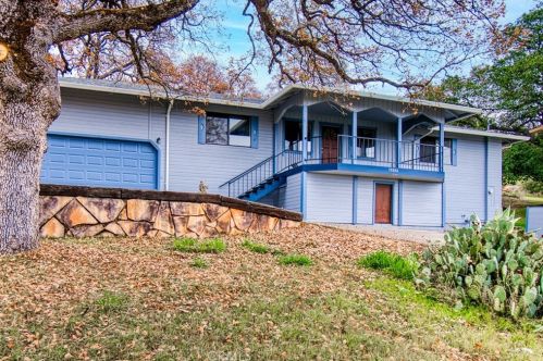 19004 Deer Hill Rd, Middletown, CA 95467-8150