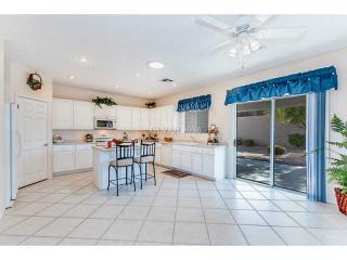 3033 Fort Stanwix Rd, Henderson NV  89052-8510 exterior