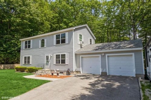 37 Ledgeview Dr, Rochester, NH 03839-5618