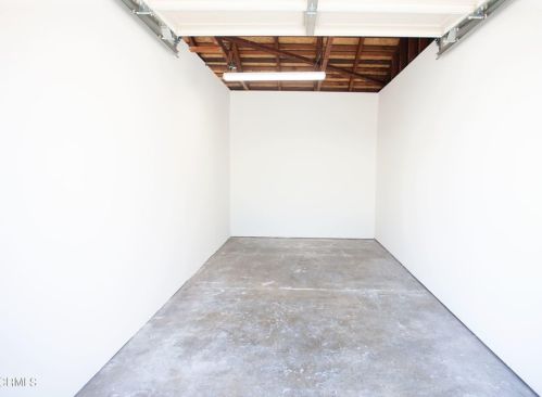 221 Isabel St, Glendale CA  91207-1722 exterior