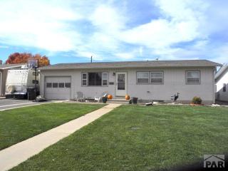 2013 Driftwood Ln, Pueblo CO  81005-2548 exterior