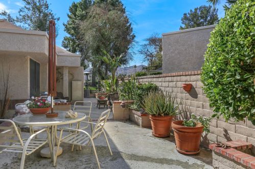 7561 Calle Mazamitla, Palm Springs, CA 92264-6745