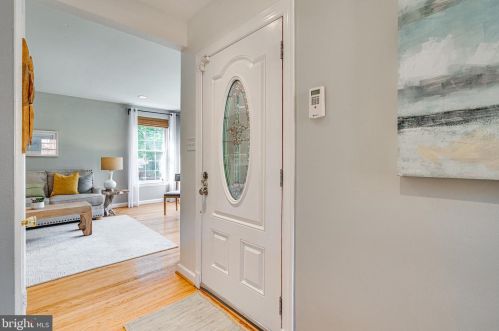 2218 Osborn Dr, Silver Spring MD 20910-1323 exterior